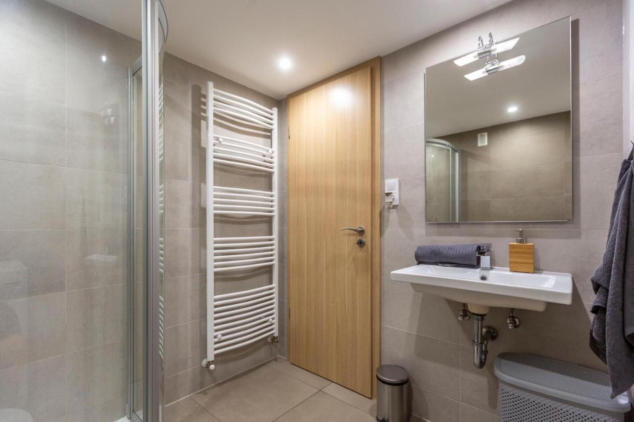 Spacious Bajcsy Residence In The Heart Of Budapest Eksteriør billede
