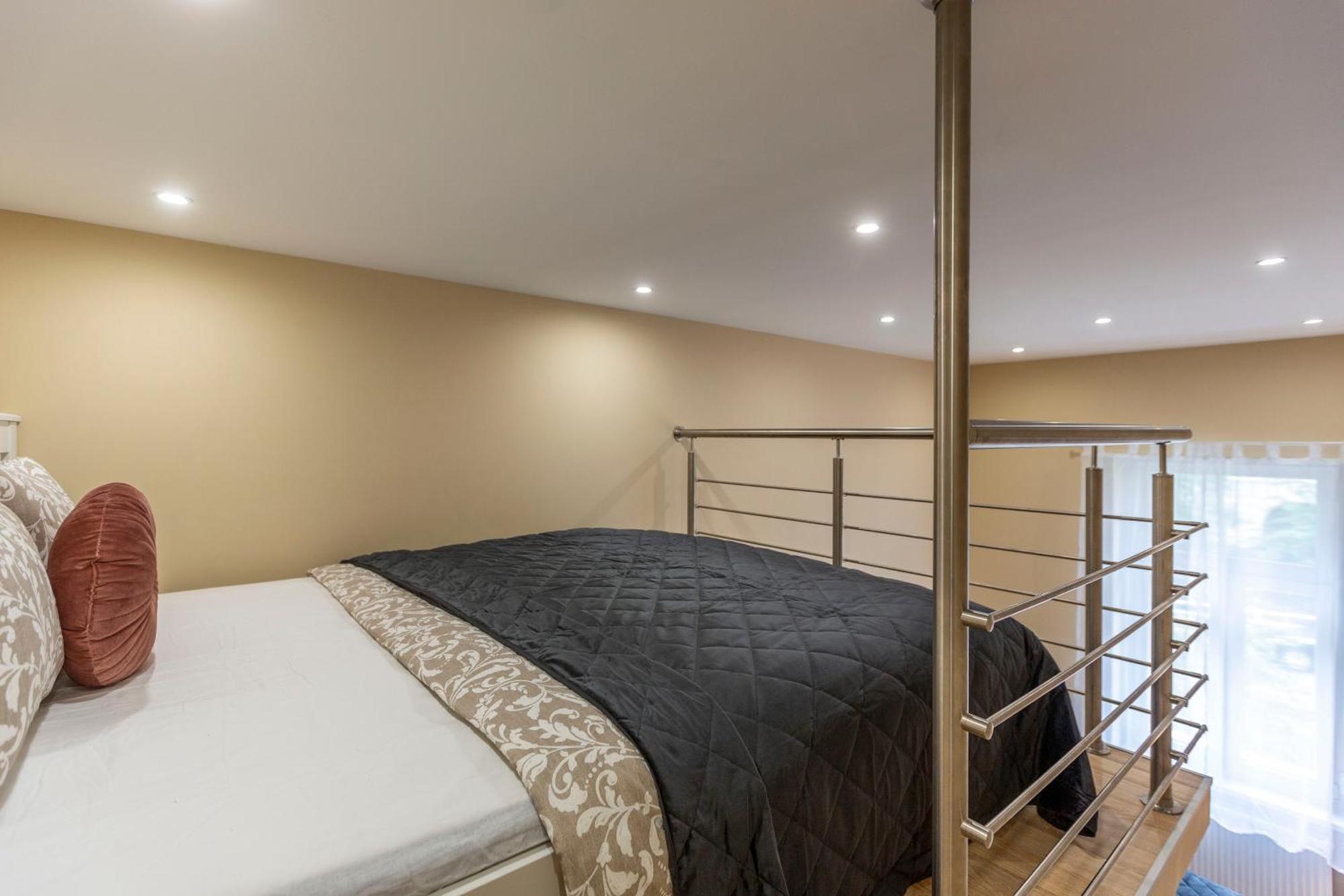 Spacious Bajcsy Residence In The Heart Of Budapest Eksteriør billede