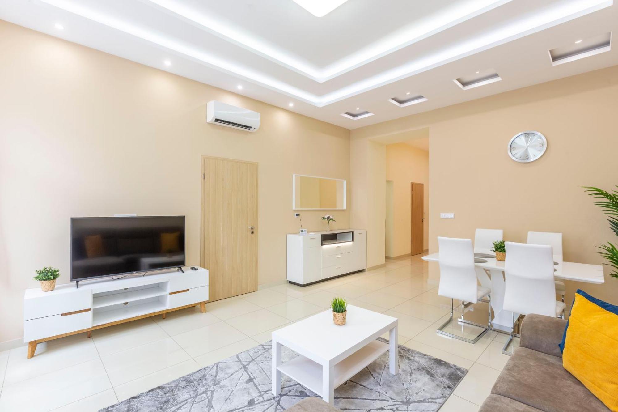 Spacious Bajcsy Residence In The Heart Of Budapest Eksteriør billede