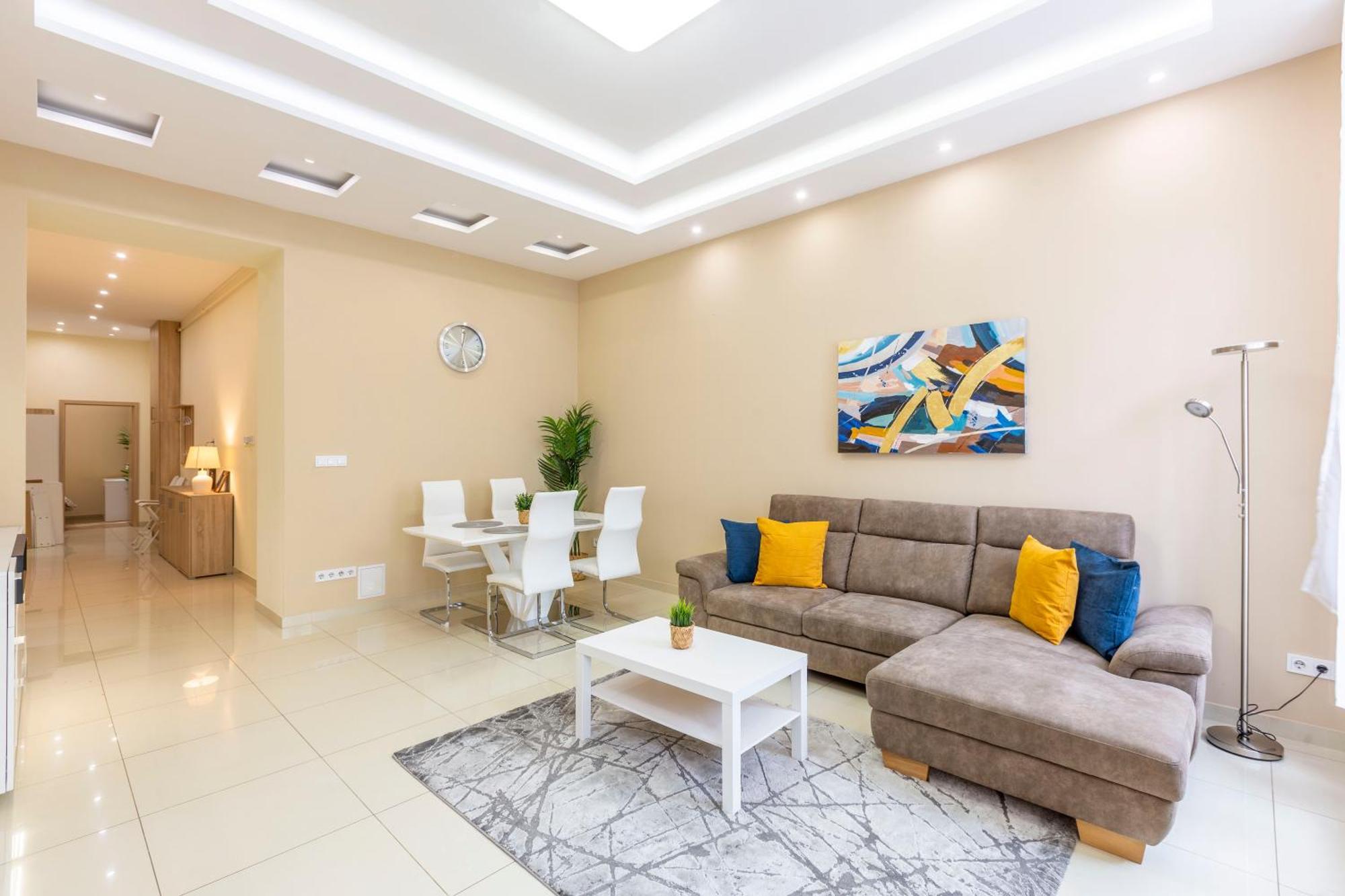 Spacious Bajcsy Residence In The Heart Of Budapest Eksteriør billede
